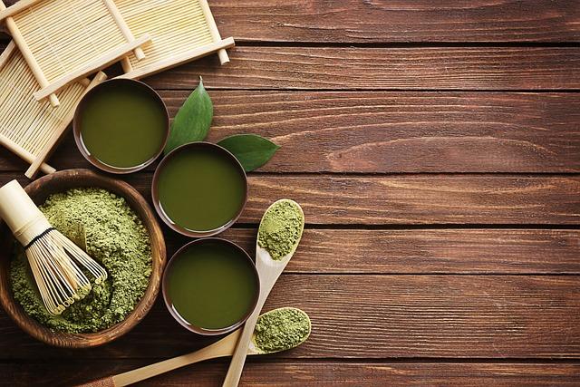 Smart Tips for Incorporating Protein Powders and Meal Replacement Shakes into Your Routine