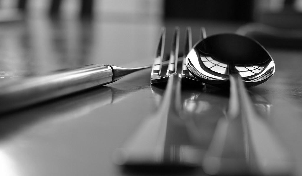 Mindful Eating Practices to Incorporate in Your Daily Routine