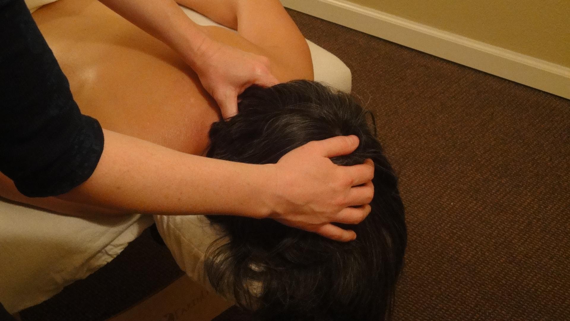 Exploring Different Types of Massage Techniques for Effective Stress Relief